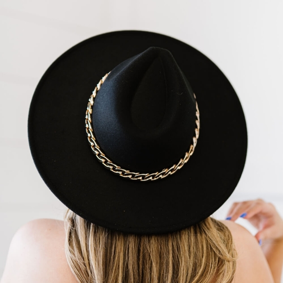 Gold chain fedora - Picture 2 of 2